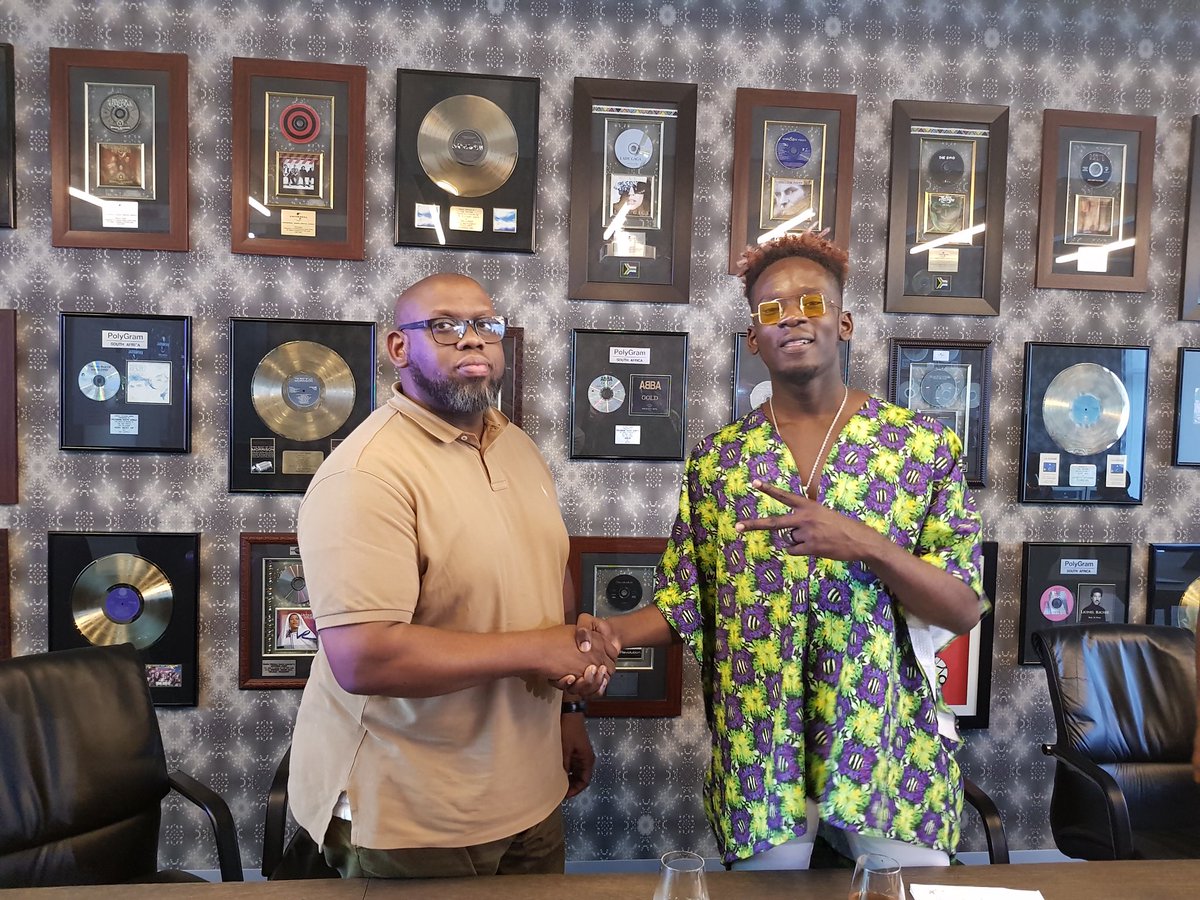 Photo of MR EAZI SIGNS NEW DEAL WITH INTERNATIONAL LABEL UNIVERSAL MUSIC.