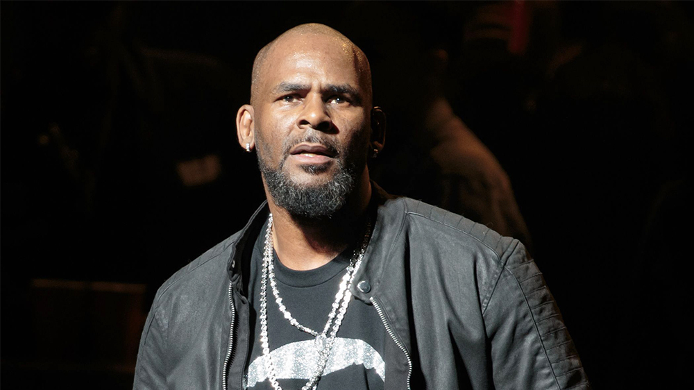 Photo of SEXUAL ABUSE: R. KELLY’S BOND SET AT $1M